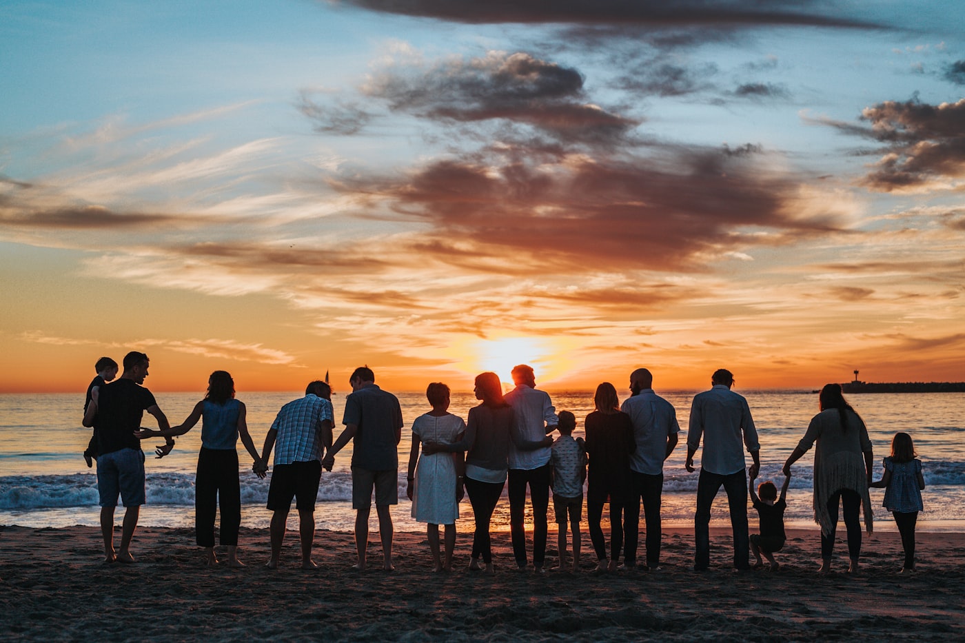 Famille réunie, parents satisfaits